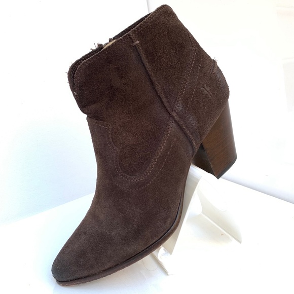 Frye Renee Seam Short Ankle Bootie Distressed Size 8.5 Western Brown Boots - Picture 2 of 14